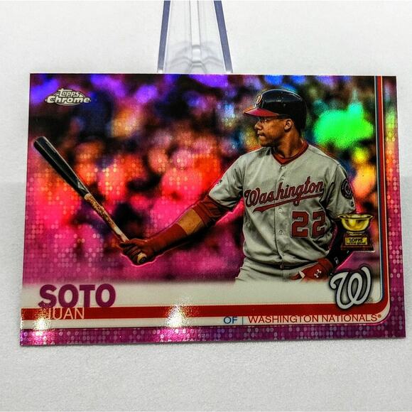 Juan Soto 2019 Topps Chrome Pink Refractor Rookie Cup Batting #155 - Picture 4 of 8